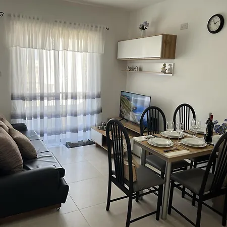 Quiet, Cosy Apartment In Ghadira Bay By Homely-3