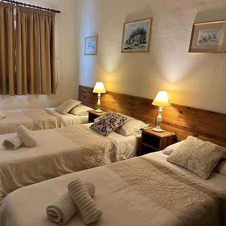 Green Grove Guest House-2