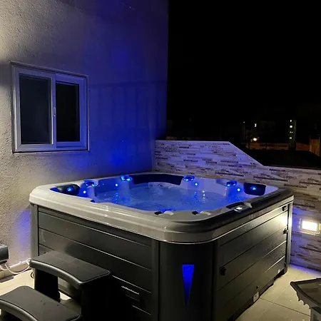 Poseidon Court Penthouse Superior-3