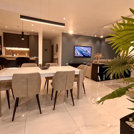 Modern Apartment In St Julian'S Malta, With Breathtaking Views Of Spinola Bay-3
