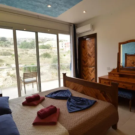 Hillview Duplex Penthouse-3