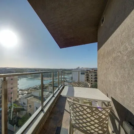 Sea View 2Br - Large Balcony In Qawra St Paul'S Bay-3