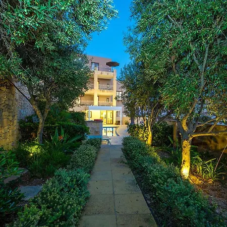 Viewpoint Boutique Living-2