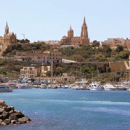 Seashells 2 Bedroom Apartment With Sunny Terrace With Stunning Panoramic Sea Views By Getaways Malta-3