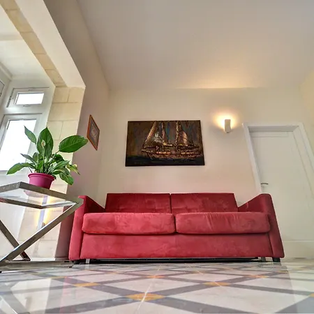 Valletta Central Apartment-2