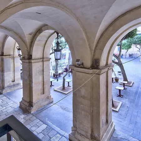 U Collection - A Luxury Collection Suites, Valletta-2