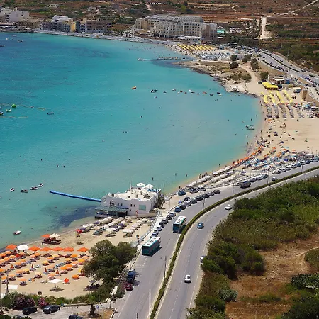 Blue Harbour Seafront: Panoramic Sea View Apartment-3