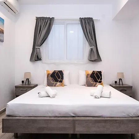 Napoli Suites Studios Aparthotel-3