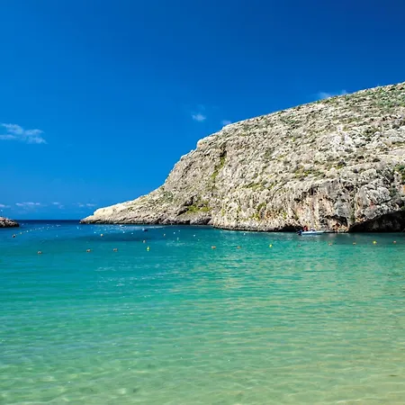 40Sec Walk To Xlendi Beach - Fully Air Con & Heated Brand New Central Apartment-3