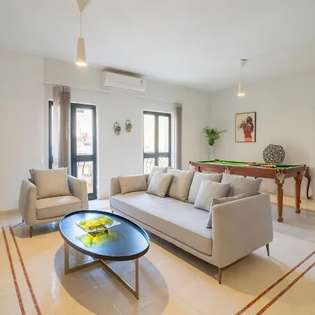 Xmajjar Suites - Sea Side Views - Pool Table-3
