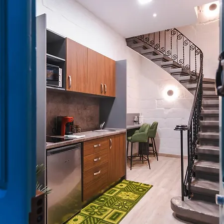 Gb Suites - Triplex Apartment-2