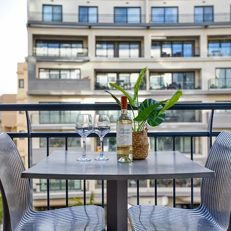 Spacious Garden View Apt In Exclusive Complex-2