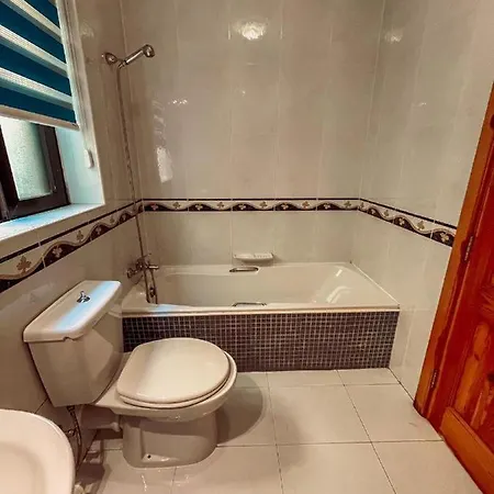 Stresa Court Apartments-3