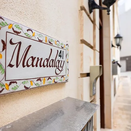 Mandalay Cozy & Affordable Apartment With Patio-2