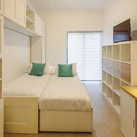 Central Apartment In St Julian'S, Perfect For Families-2