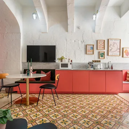 Impressive & Stylish Palazzino In Valletta Ddem1-3-2