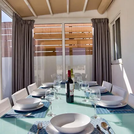 Valletta Luxury 4-Bedroom Duplex With Stunning Sea Views Private Terrace And Jacuzzi-2