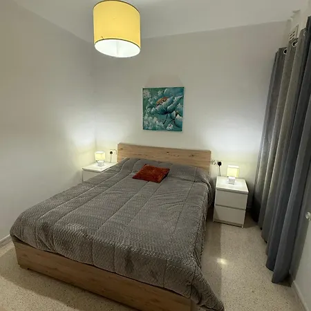 Seaside Flat With Scenic Country Views-3
