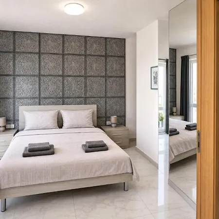 Arzella Apartments Xlendi, Premium 2Br, Bus Stop & Market Opposite-3