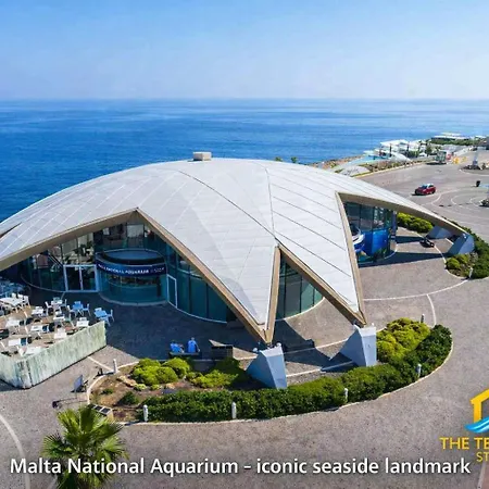 The Terraces Seafront Getaway 3 Bedroom Apartment, Malta-3