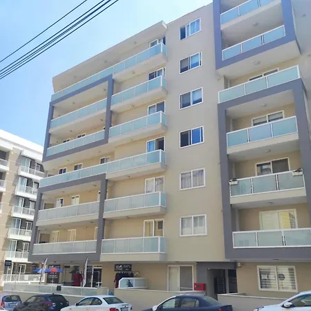 Orion Court 4C Stunning And Luxurious 3 Bedroom Apartment-2