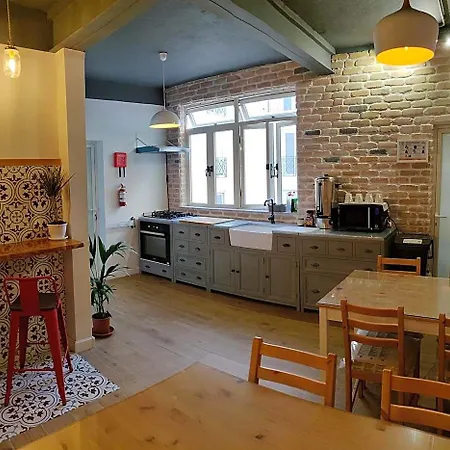 Walter's House-2