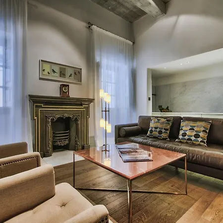 10 Strait Street Apartments-2