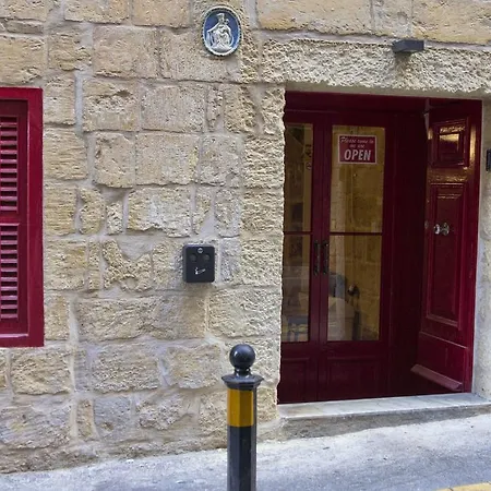 Dormitory Shared Hostel By Vallettastay (Adults Only)-3
