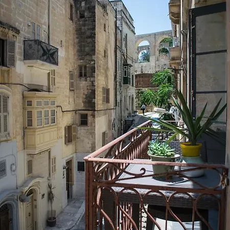 Melita corner apartment-3