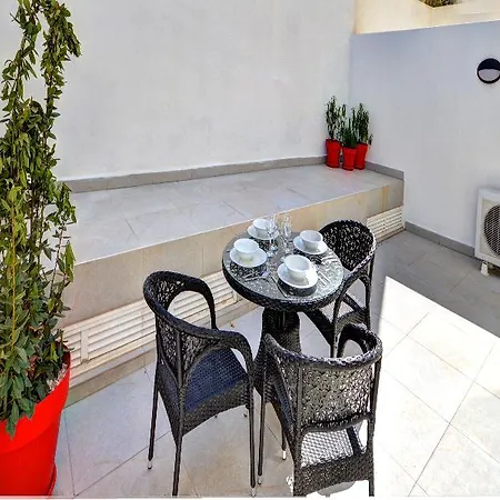 Eden Grail Apartment-3
