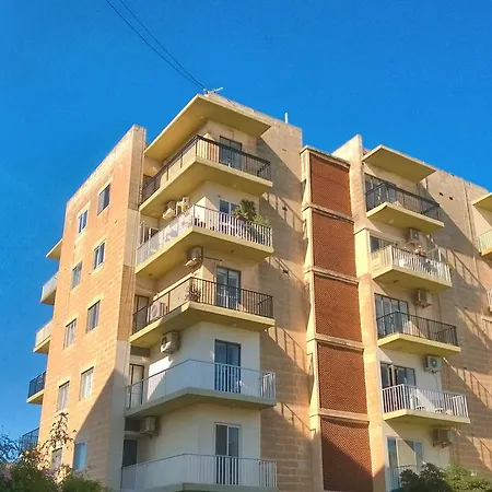 Spinola Court Apartment With Pool And Close To Beach St Julians Center-3