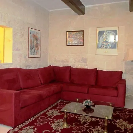 Charming Flat Near The Sea-2