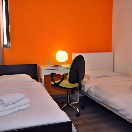 City Living Suite Tk 1 Rm 3-3