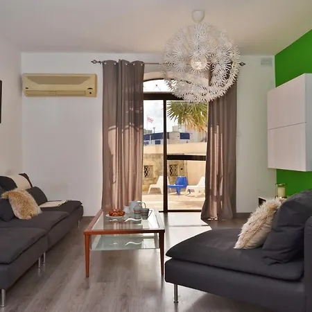 City Living Suite Tk 1 Rm 3-2