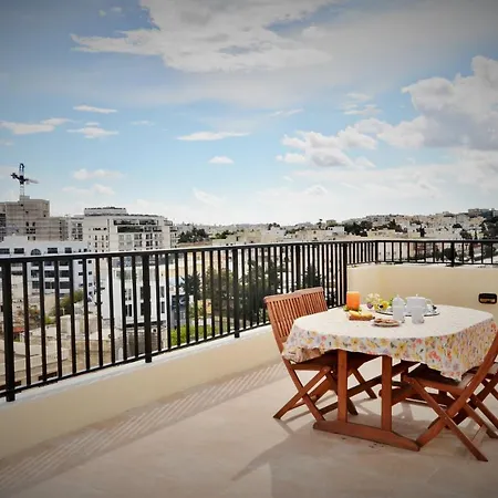 City Living Suite Tk 3 Rm 1-3