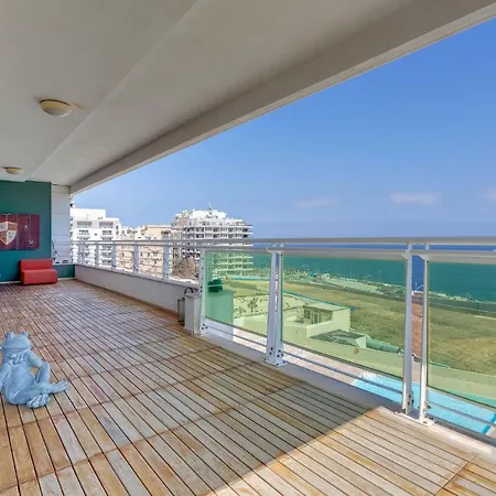 Seafront Apartment In Sliema With Pool, Upmarket Complex-3