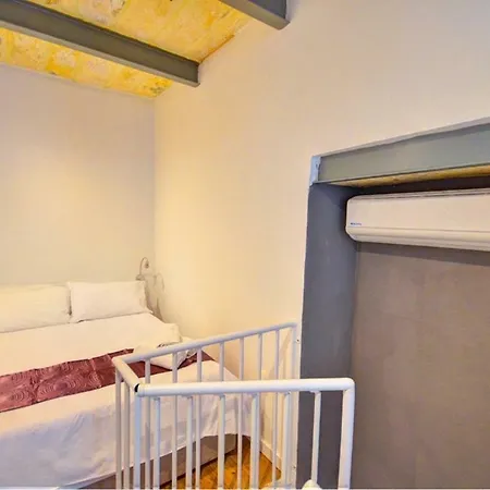 West Street Apartment Duplex-3