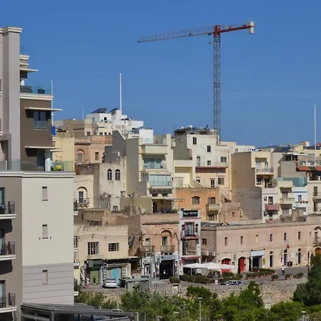 Mellieha Town Centre Bright & Spacious 3 Bedroom Apartment-3