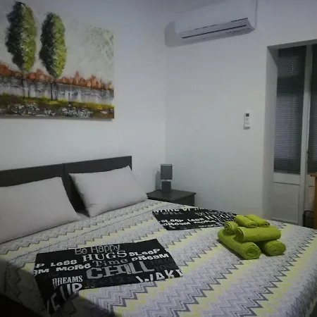 Luxury Apartment Close To Seafront-2