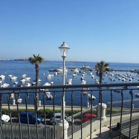 Seashells Sea View Penthouse: Luxury Hot Tub Terrace-3