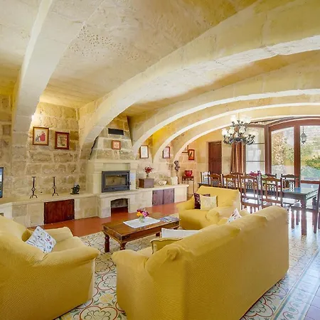 Ta' Majsi Holiday Home-3
