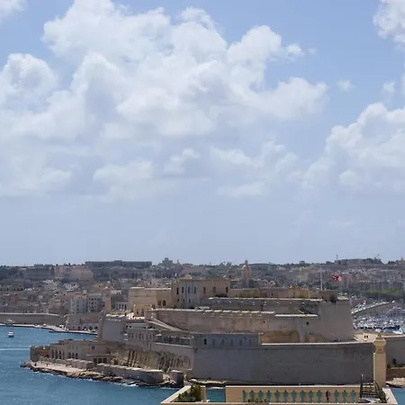 Valletta Penthouse-2