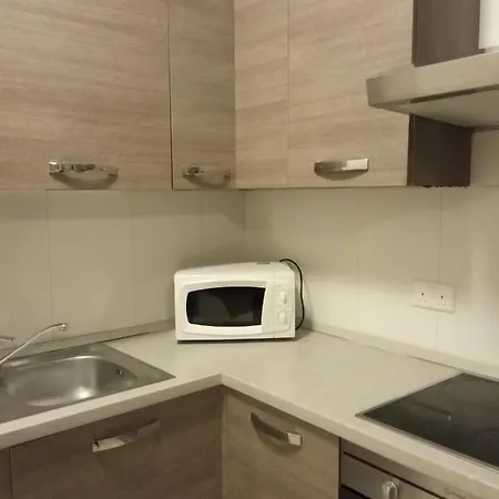 Don Mikiel Rua Apartment 4-3