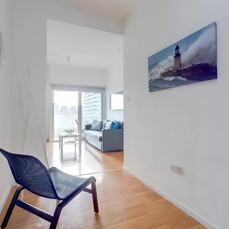 Apartment With Stunning Seaviews-3