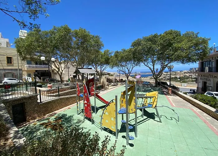 Haustierfreundliches Sunshine Apartments Mellieha - Modern Three Bedroom Apartment - Apt No 1