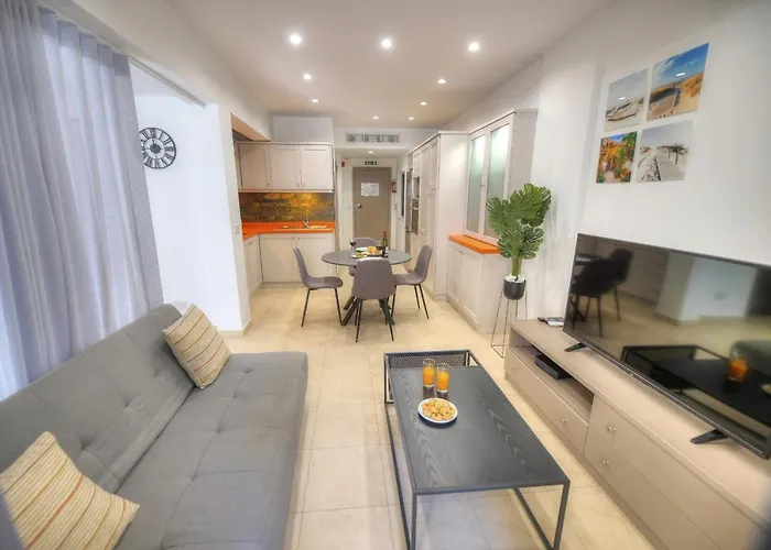 Haustierfreundliches Elegant One Bedroom Apartment With Terrace In Uptown Portomaso Ddif1-4 San Ġiljan