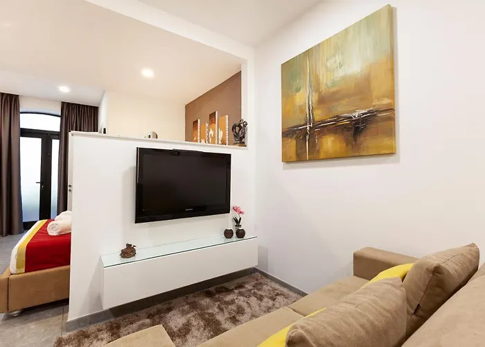 Huisdiervriedelijke Ca2 - Prime Location - Modern & Lovely Studio Appartement San Ġiljan
