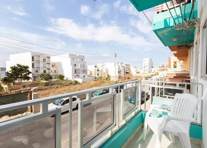 Ne1 - Lovely 2 Bedroom Apartment. Perfect Location Mellieħa