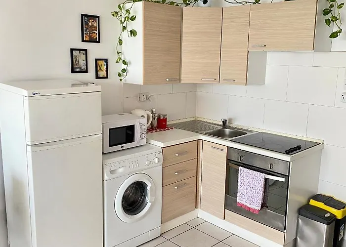 Huisdiervriedelijke F2 1 Lovely Room, Living And Bathroom Shared, St Julians San Ġiljan