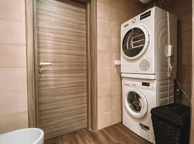 Pet friendly Lovely Modern Apartment In St.Julian Saint Julian's